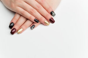 Read more about the article SunsetNails: Your Ultimate Guide to Stunning Nail Transformations