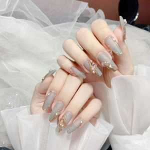Read more about the article SunsetNails Success Story: Transforming Lakewood’s Nail Art Scene